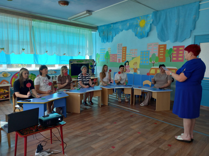 Круглый стол «Безопасность на воде в летний период» Круглый стол «Безопасность на воде в летний период».